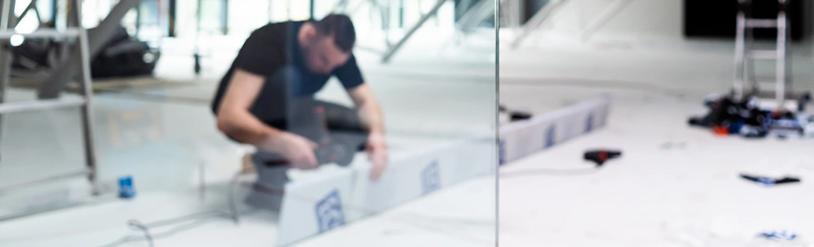 Emergency Commercial Glass Repair in Meadow Woods, FL