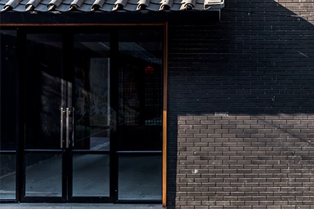 Storefront Glass Installers in Meadow Woods